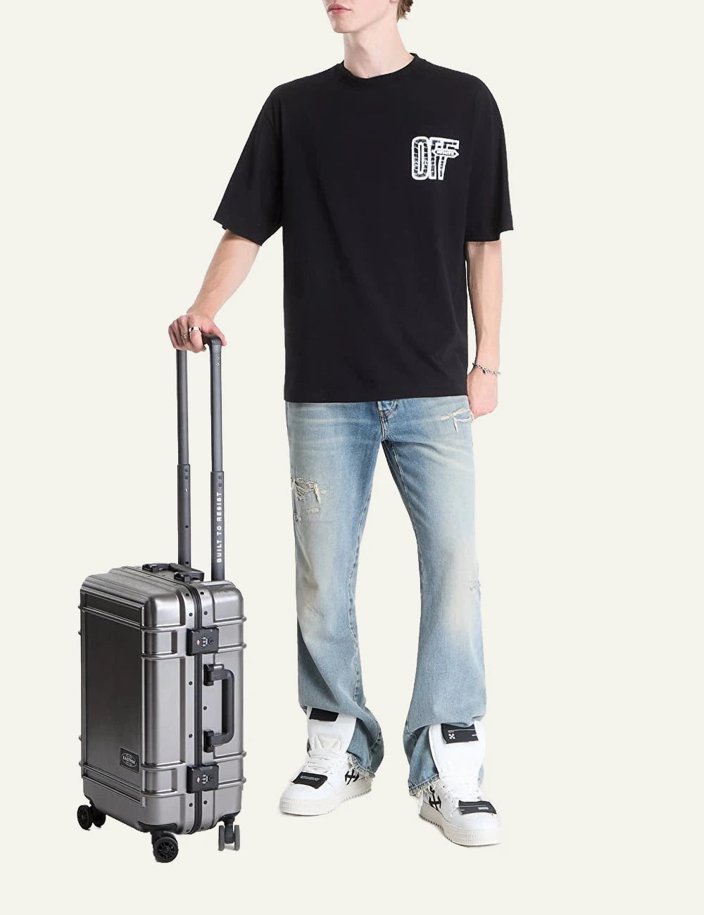 Off-White black cotton oversized T-shirt with front logo print full body