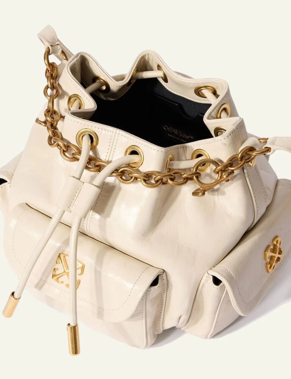 Off-White Dumbo B bucket bag leather black gold chain arrow logo top view