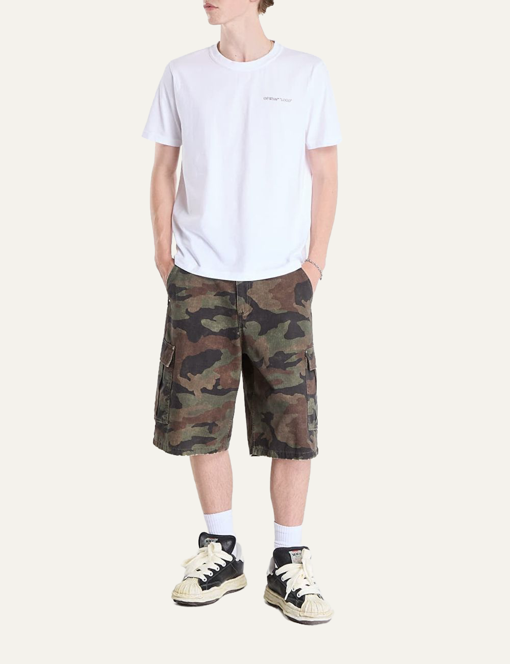 Off-White white cotton T-shirt with front logo print full body