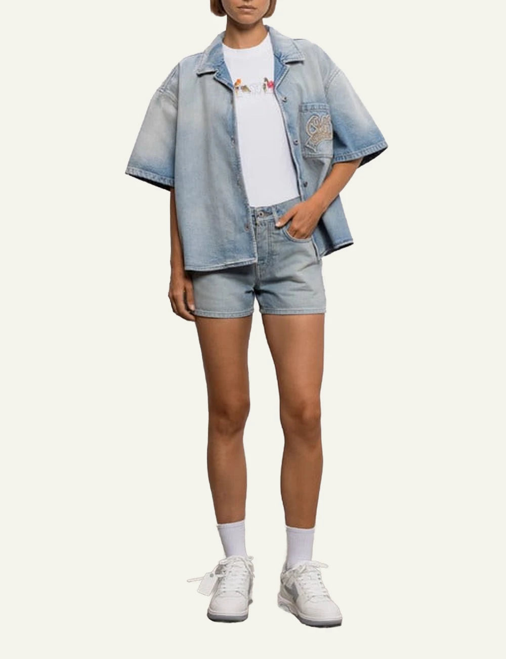 Off-White Women’s White Cotton Flower Logo Crop T-Shirt model