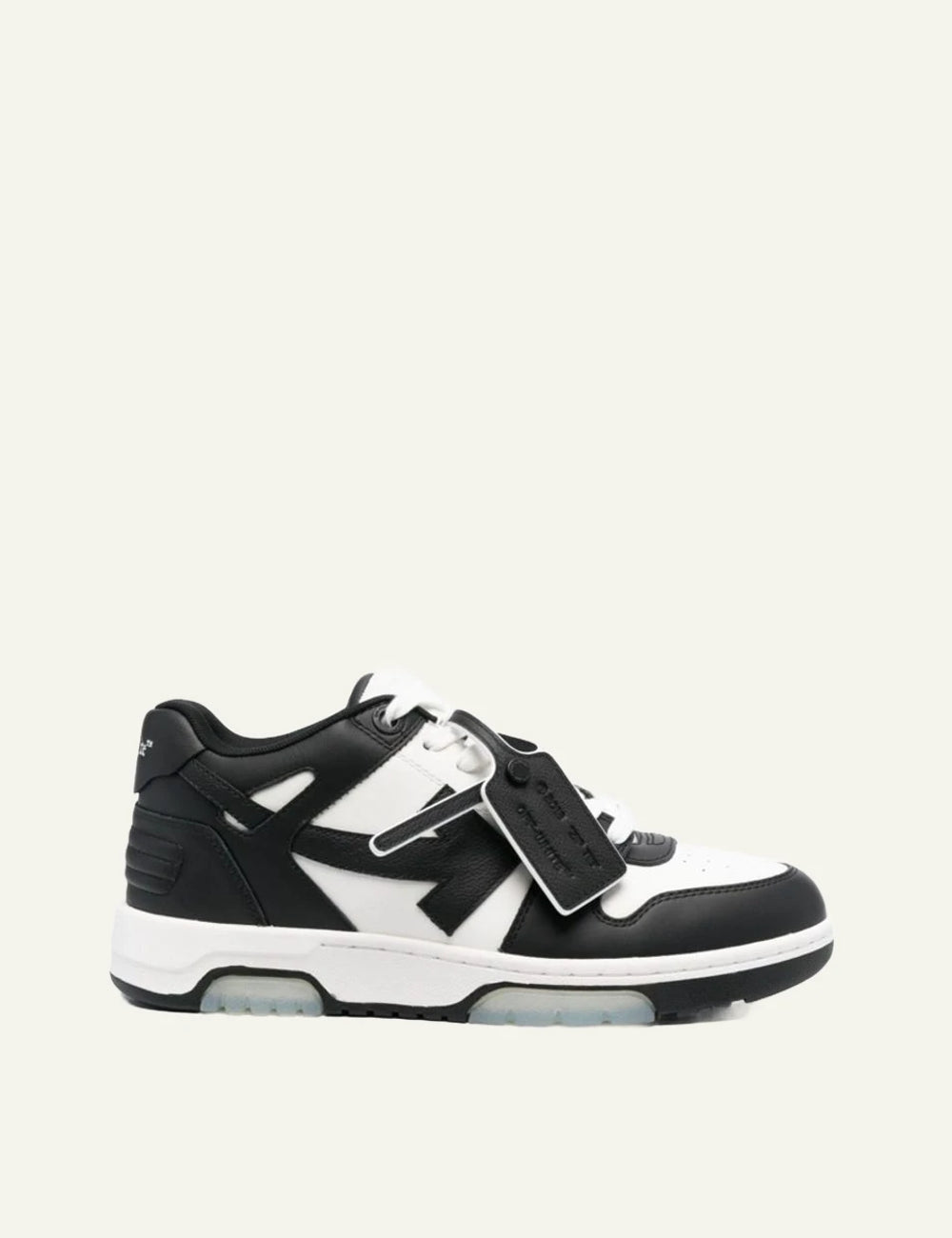 Off-White OOO sneaker black white leather arrow detail side view