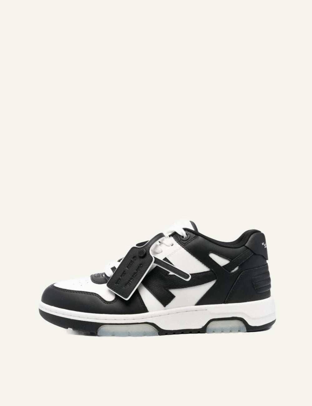 Off-White OOO sneaker black white leather arrow detail side view
