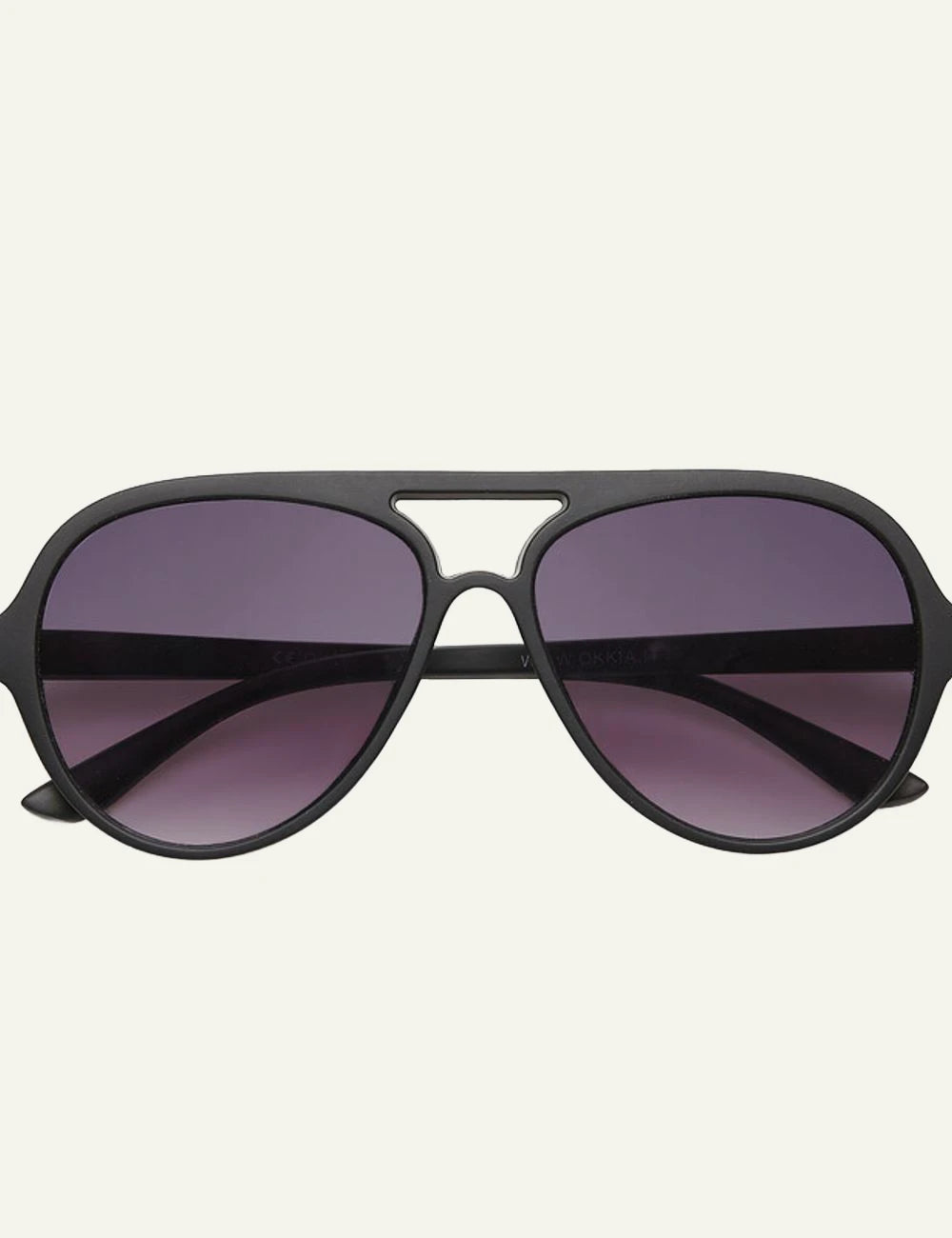 Okkia black aviator sunglasses black gradient front