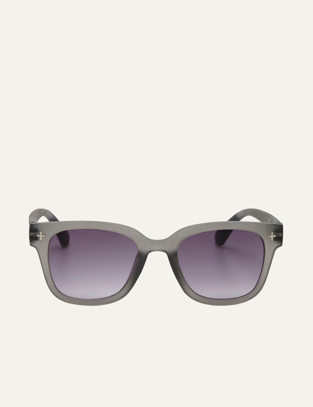Okkia translucent smoke sunglasses black gradient front detail