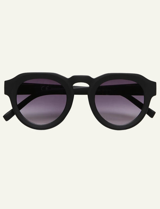 Okkia Zeno black round sunglasses black gradient front