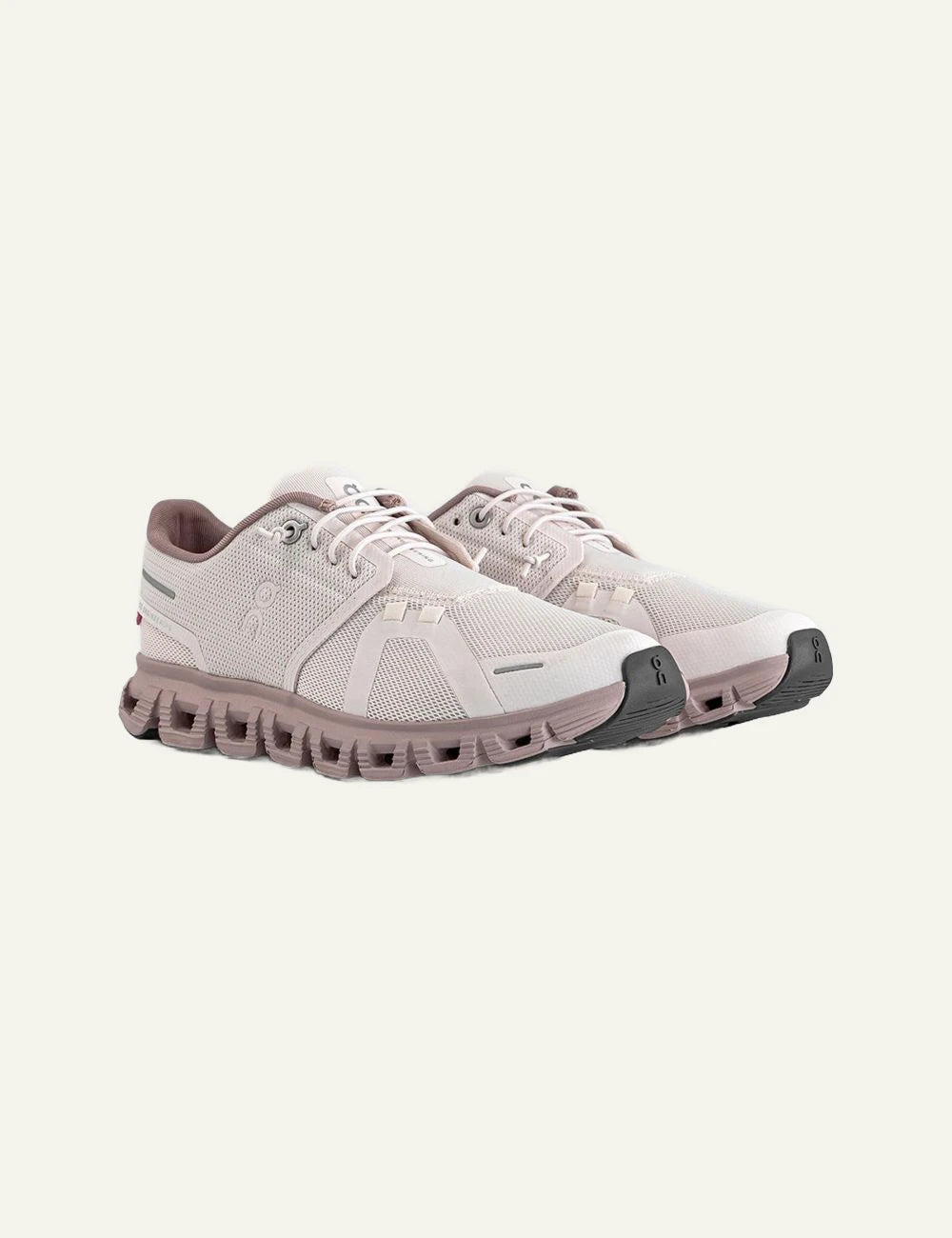 On Cloud 6 pearl mauve sneakers angled view
