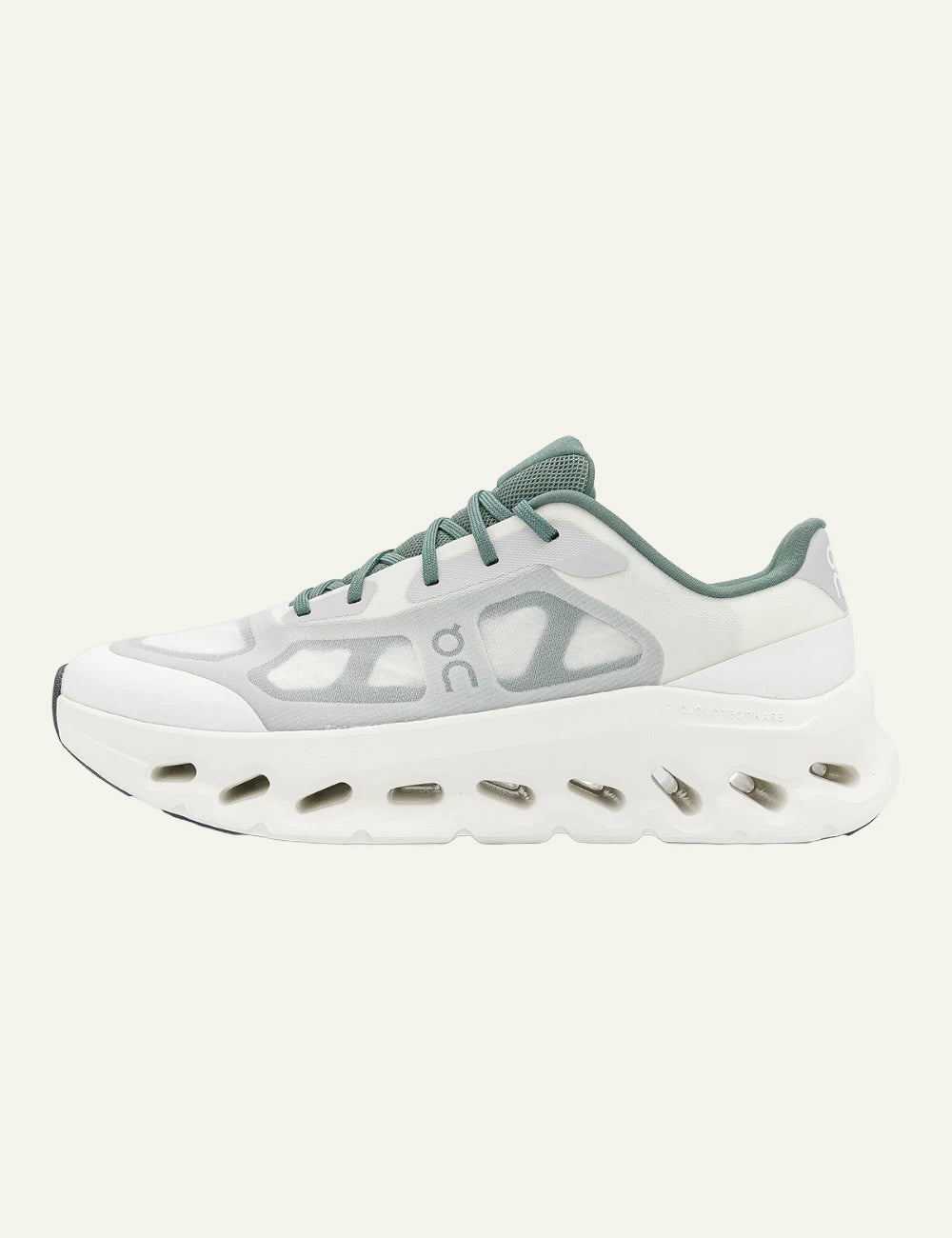 On Cloudtilt Remix sneakers ekrou ladi running shoes profile view