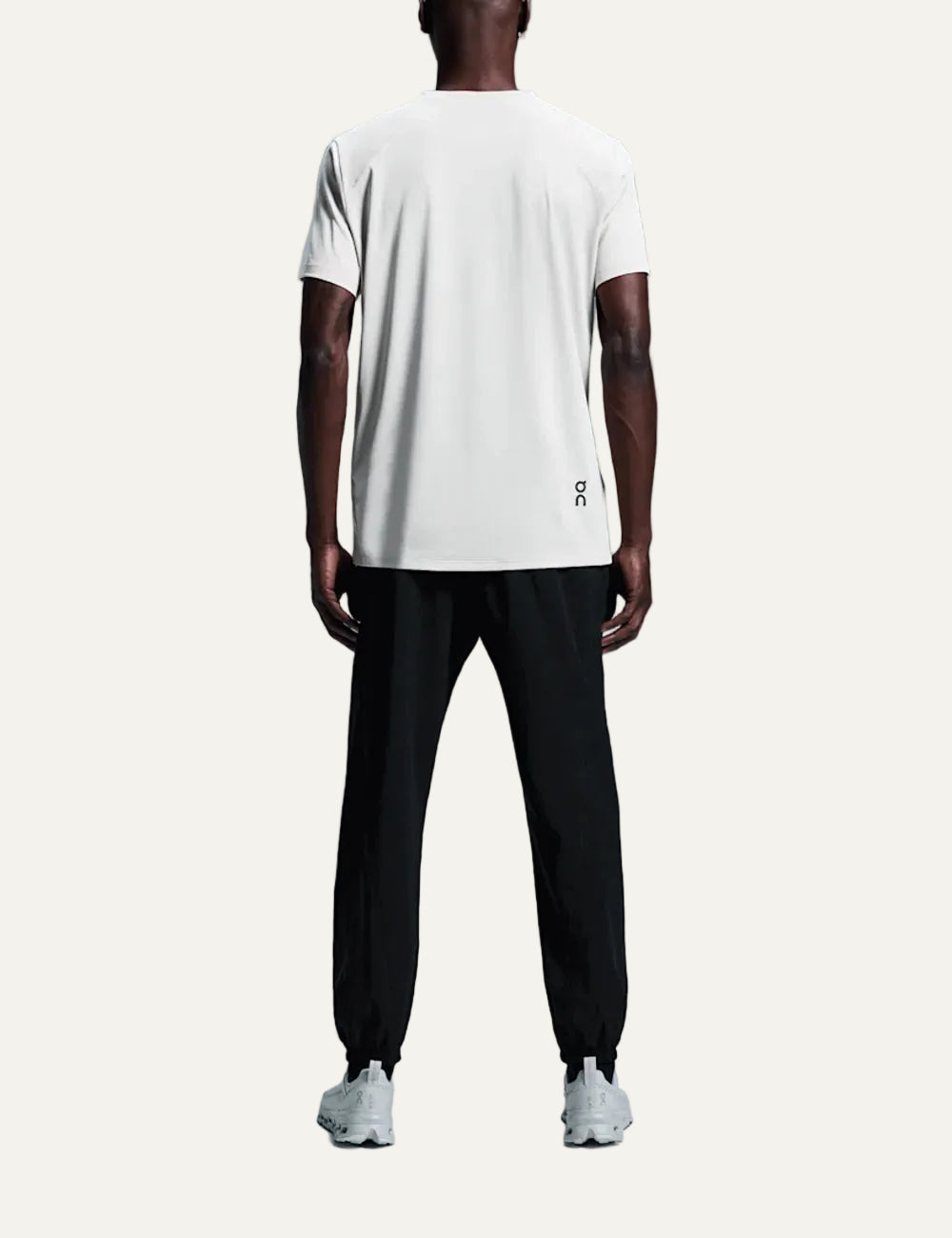 On Focus Pants black training back view