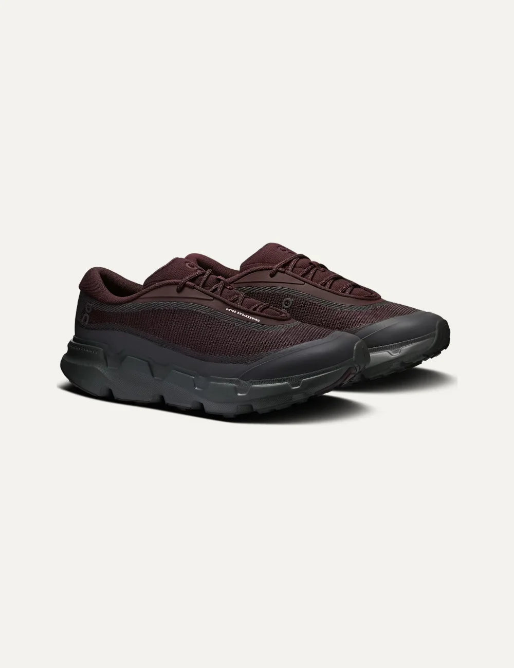 On men's burgundy and dark grey hiking sneakers with mesh upper, CloudTec Connect cushioning and Missiongrip outsole profile