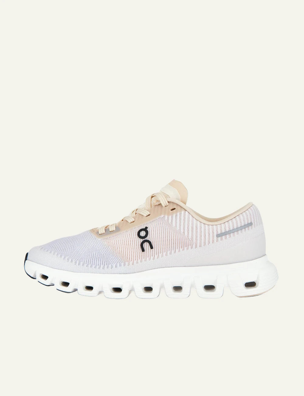 On running sneakers ekrou mesh upper CloudTec Helion sole profile view
