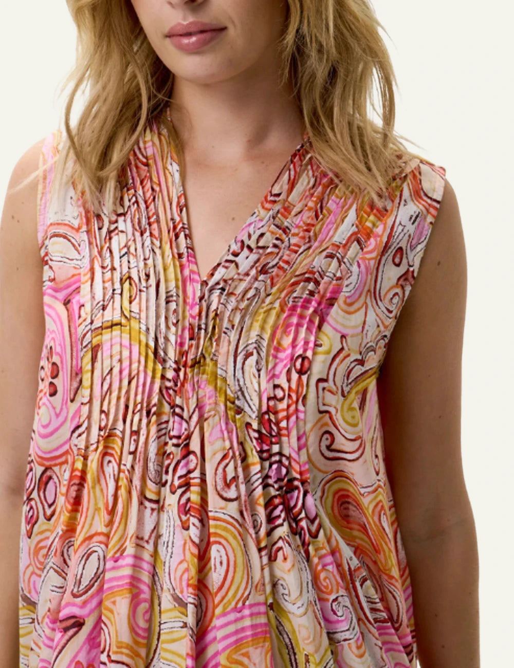 one season tommy swirl cotton midi dress front detail view