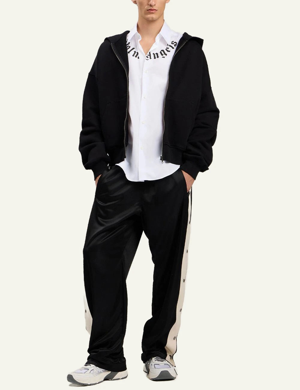Palm Angels hoodie black zip-up loose fit kangaroo pocket front full body view