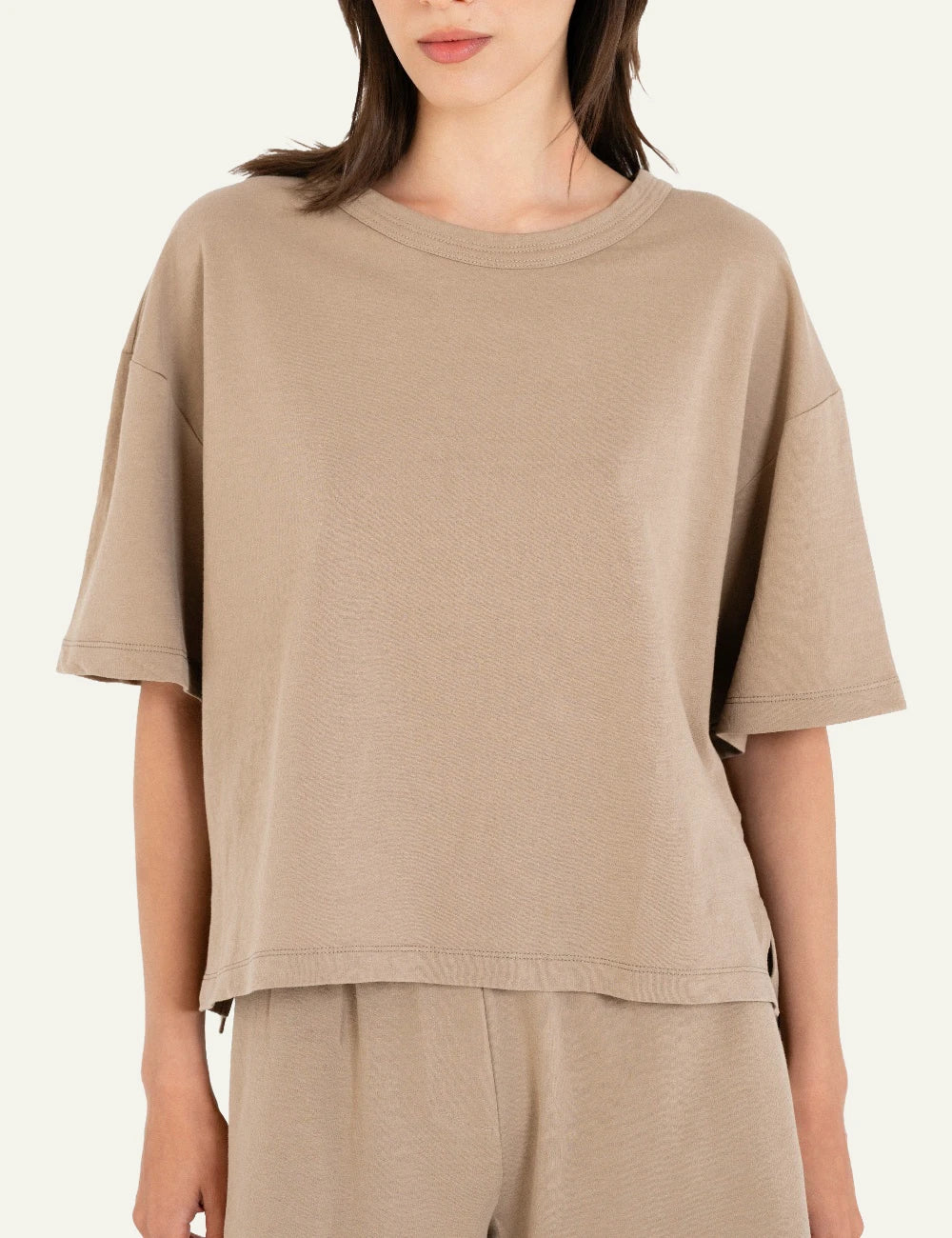 Philosophy futter cropped top beige short sleeve loose fit front model view