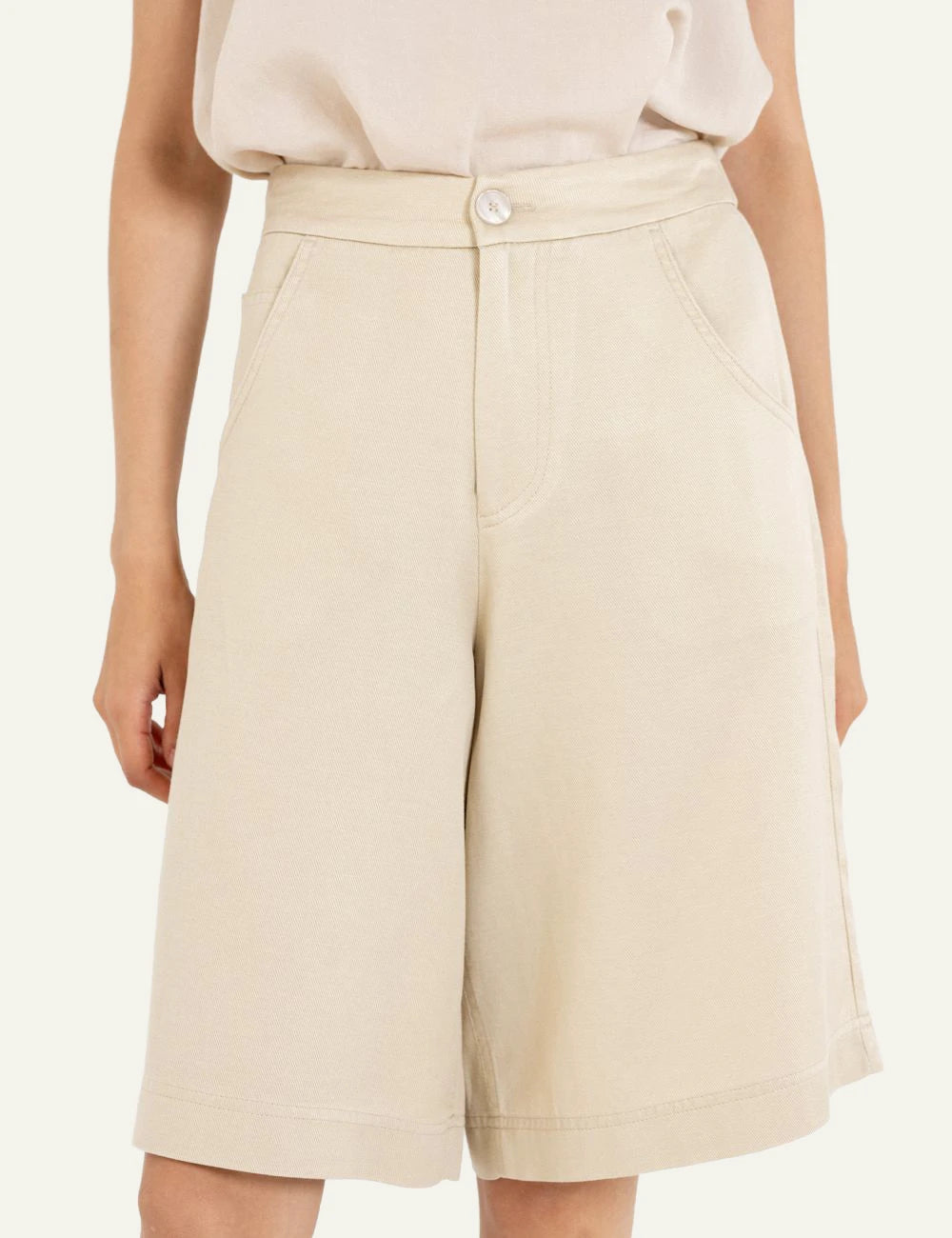 Philosophy twill linen shorts light beige front detail button waist
