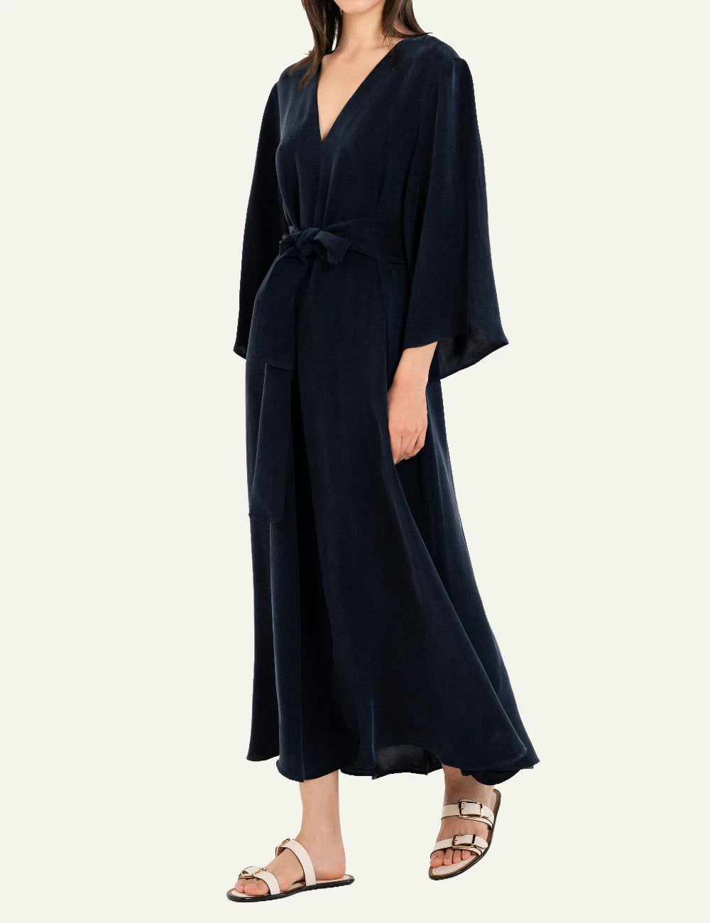 Philosophy v neck dress dusty blue midi loose 3-4 sleeve model side