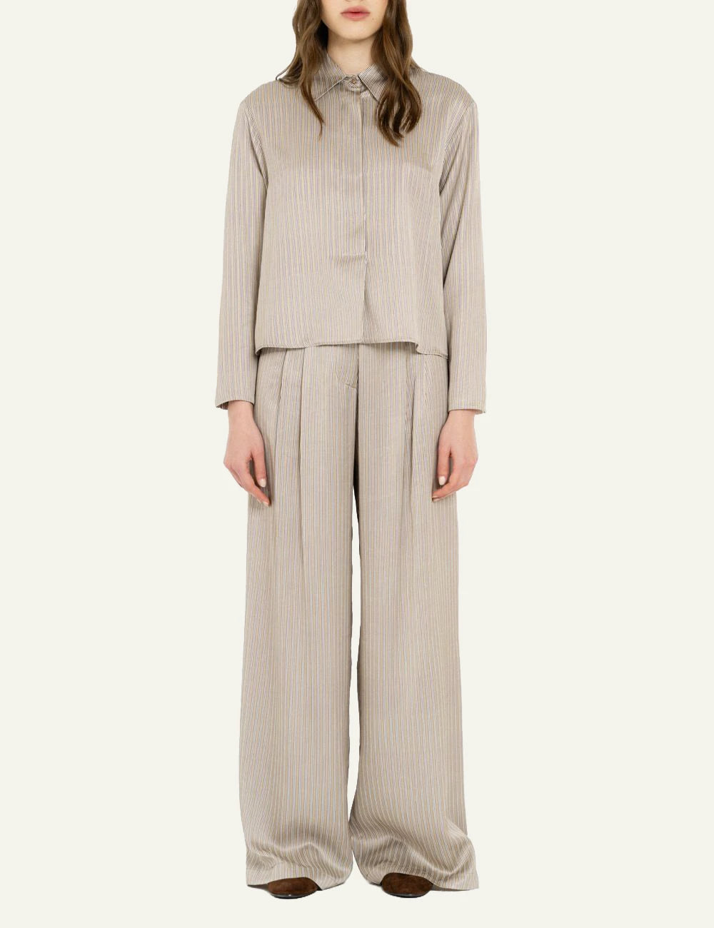 Philosophy women's beige satin cropped top full body