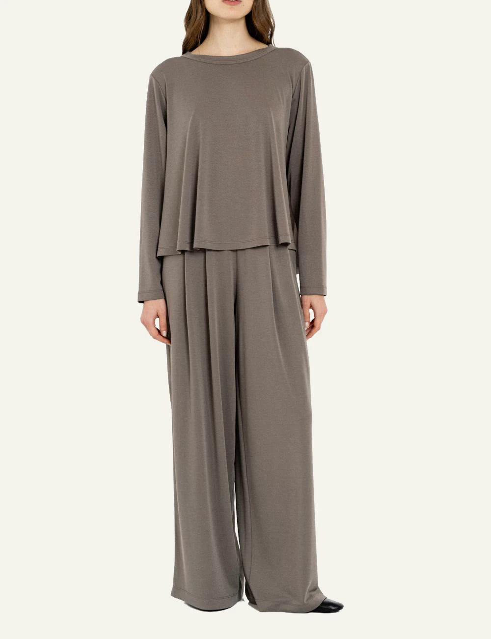 Philosophy women's taupe cupro pique long-sleeve top full look