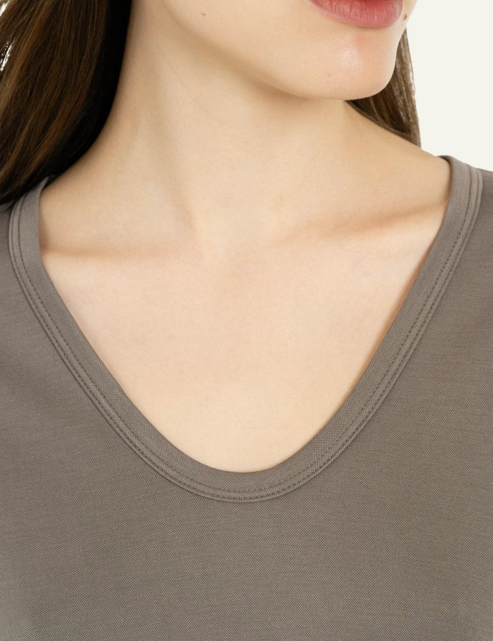 Philosophy women's taupe cupro pique V-neck top neck detail