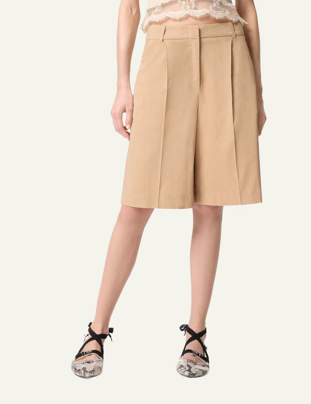 Pinko bermuda beige linen viscose wide leg front model view
