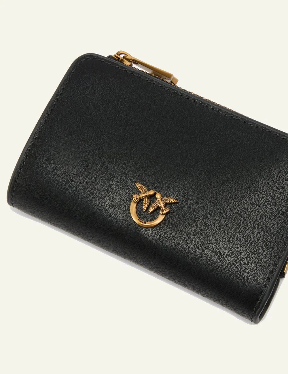 Pinko small wallet black leather me Love Birds logo zip coin compartment side view