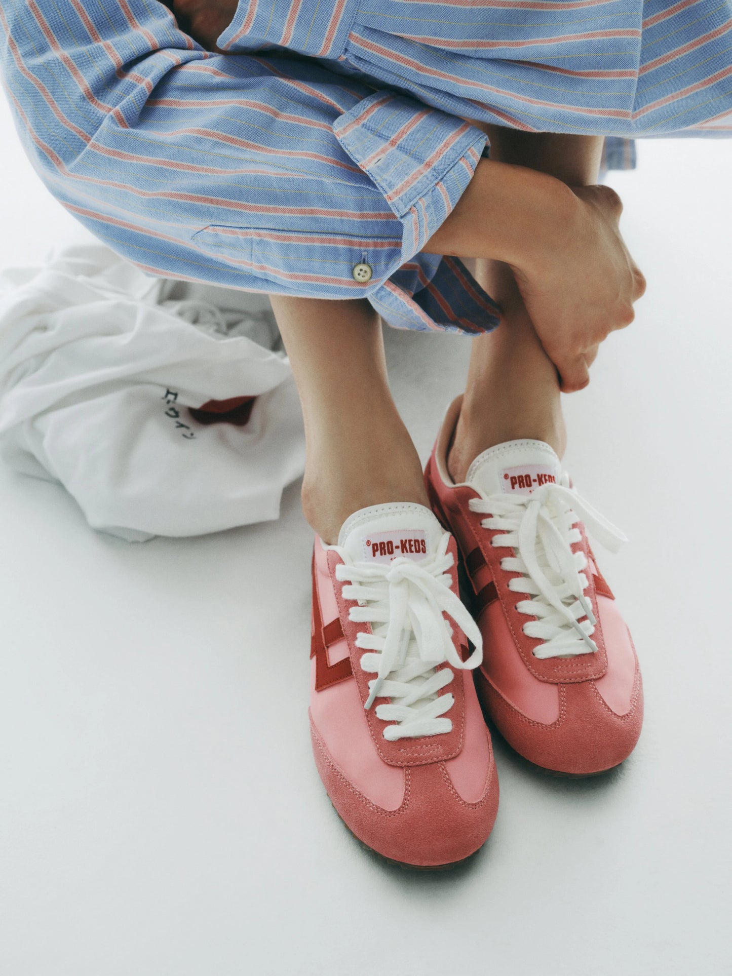 pro keds 1949 vintage nylon sneakers pink-red white top model view
