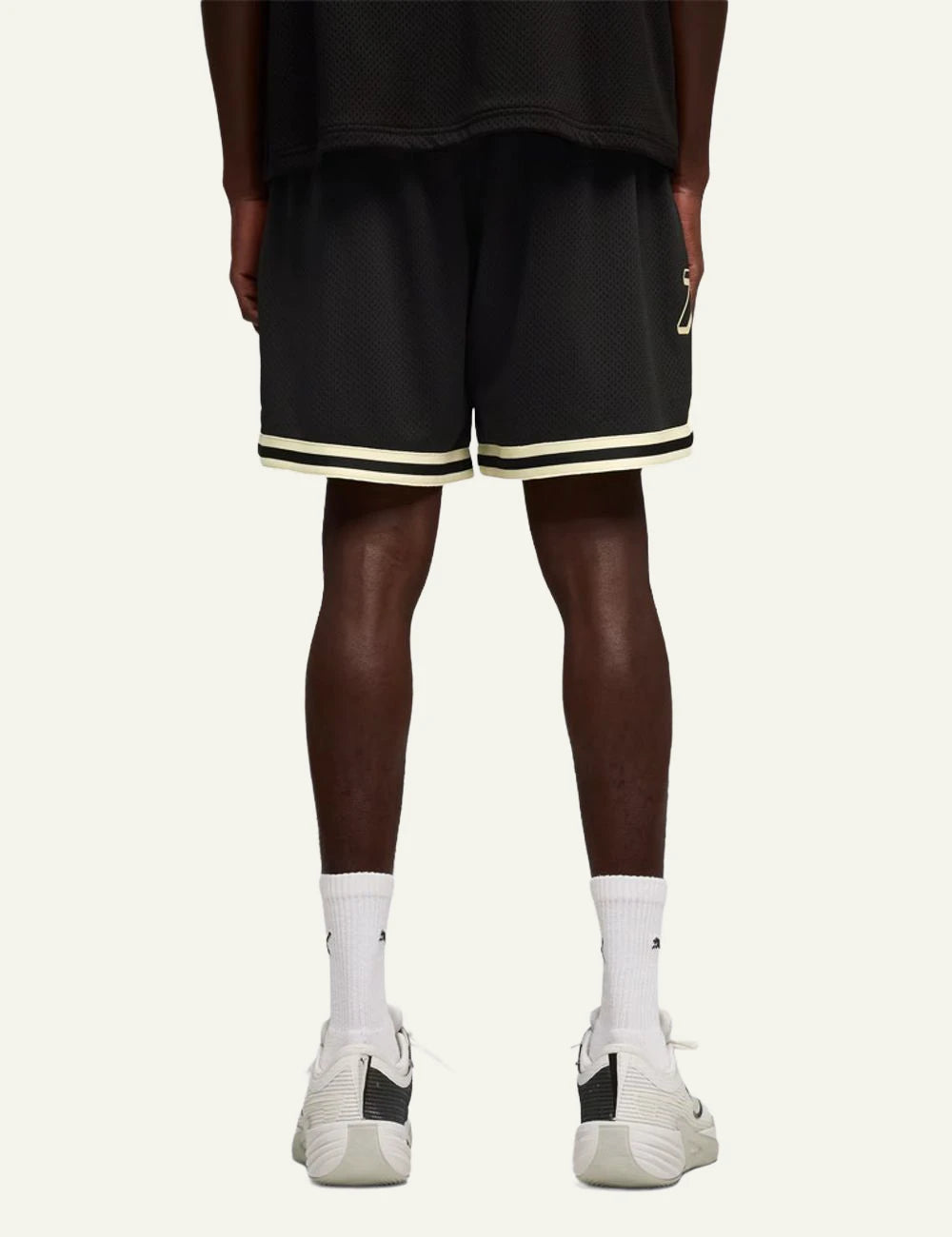 PUMA REPRESENT SHORT BLACK