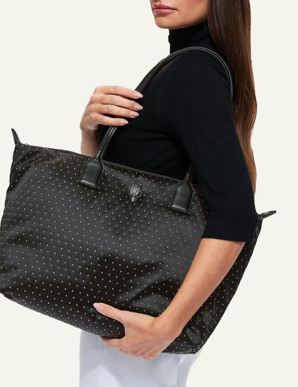 Γυναικεία Kurt Geiger recycled shopper bag black nylon studs worn on shoulder