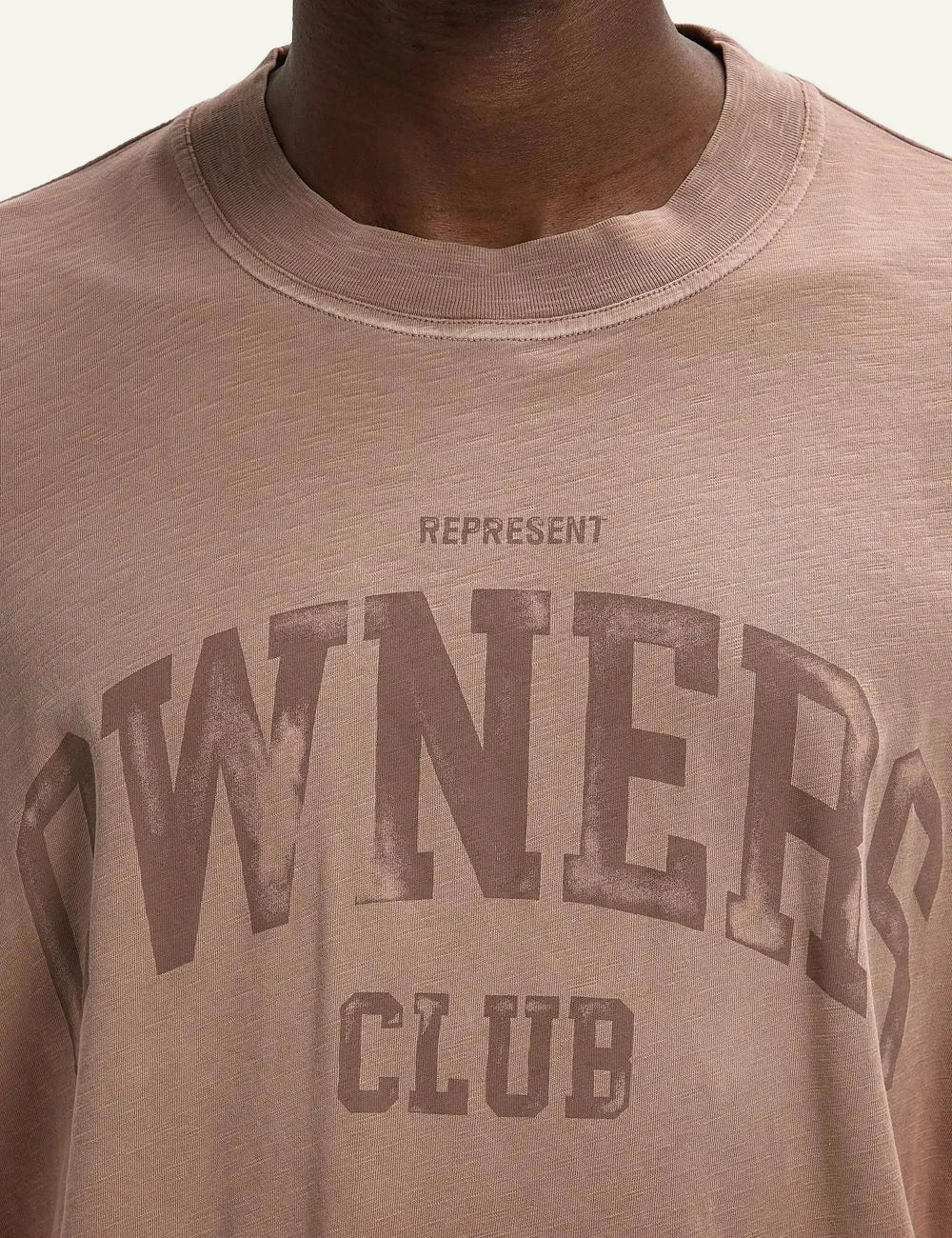 Represent Owners Club sienna oversized t-shirt vintage logoneck and logo details 
