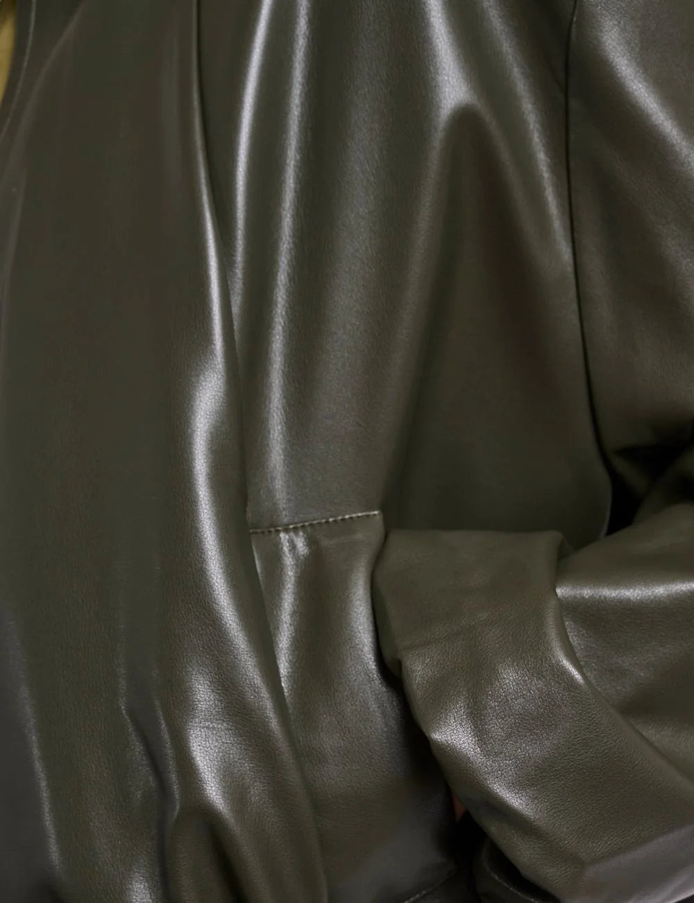 Rino &amp; Pelle women's hunter green faux leather blouson jacket detail