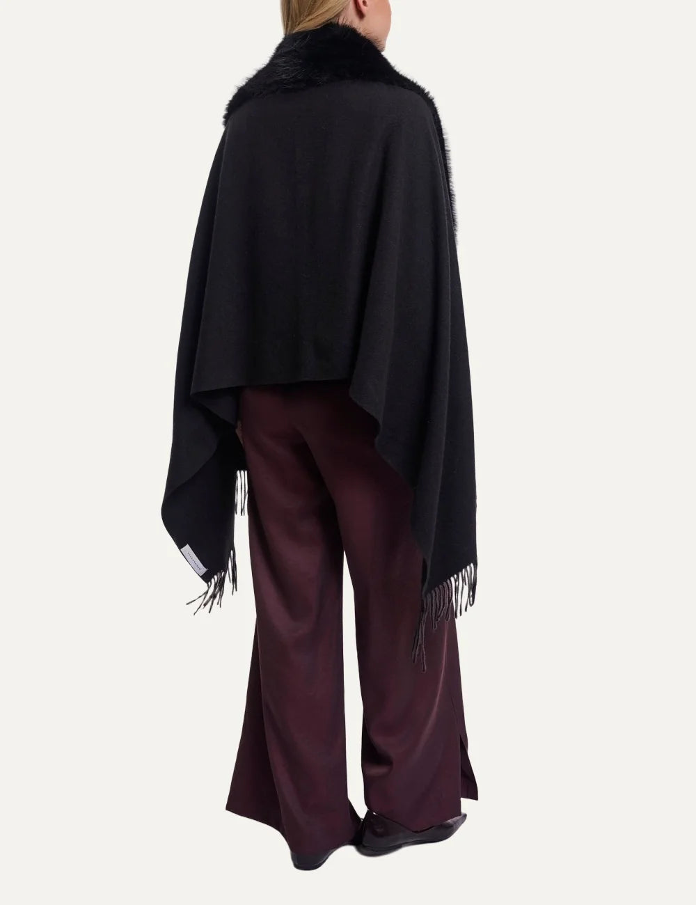 Rino &amp; Pelle women's black cape with faux fur collar and fringes back