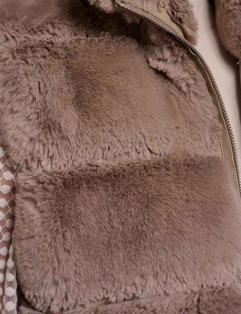 Rino &amp; Pelle women's brown faux fur sleeveless waistcoat detail