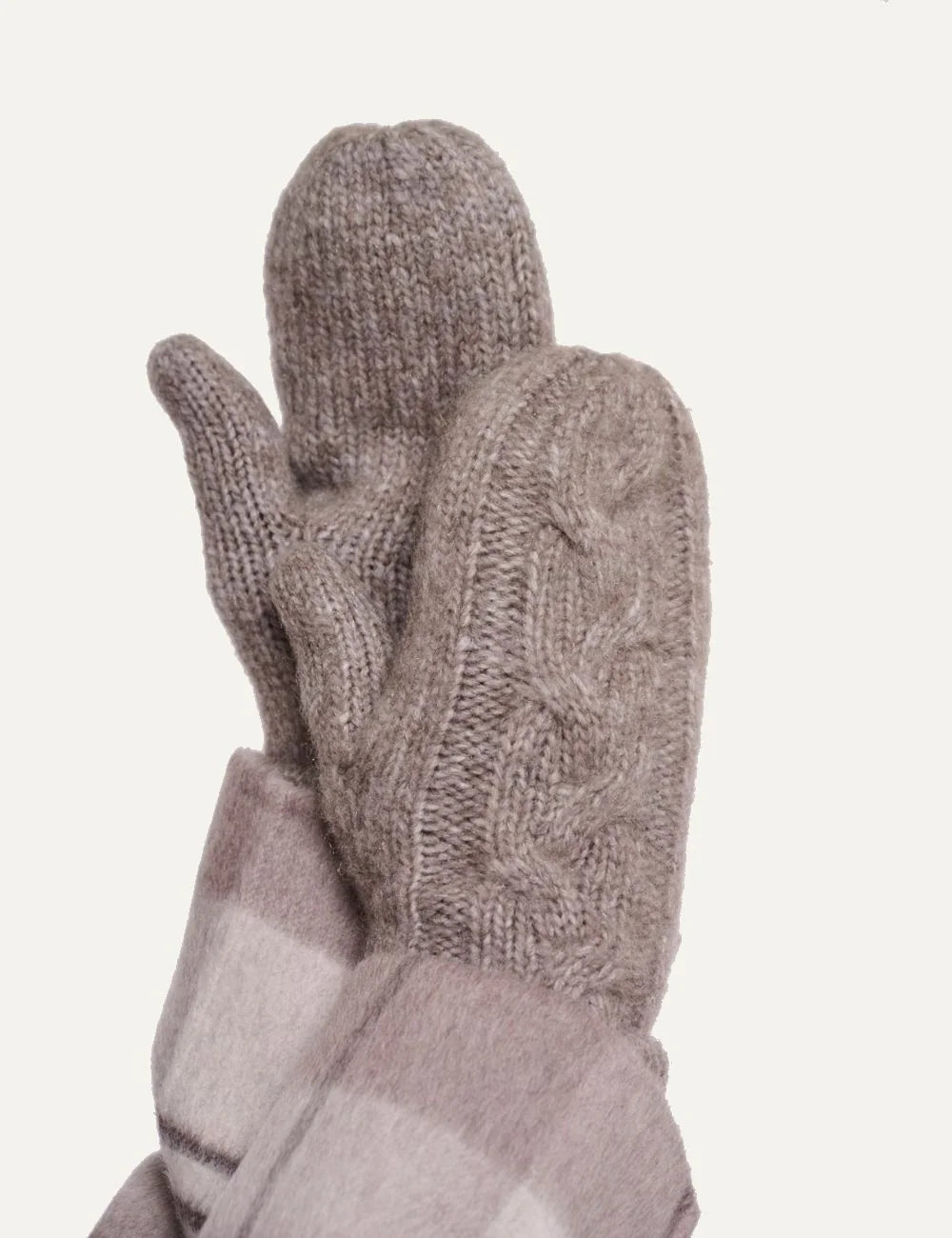 Rino Pelle women's toffee blend knitted mittens with cable-knit pattern and soft textured finish.