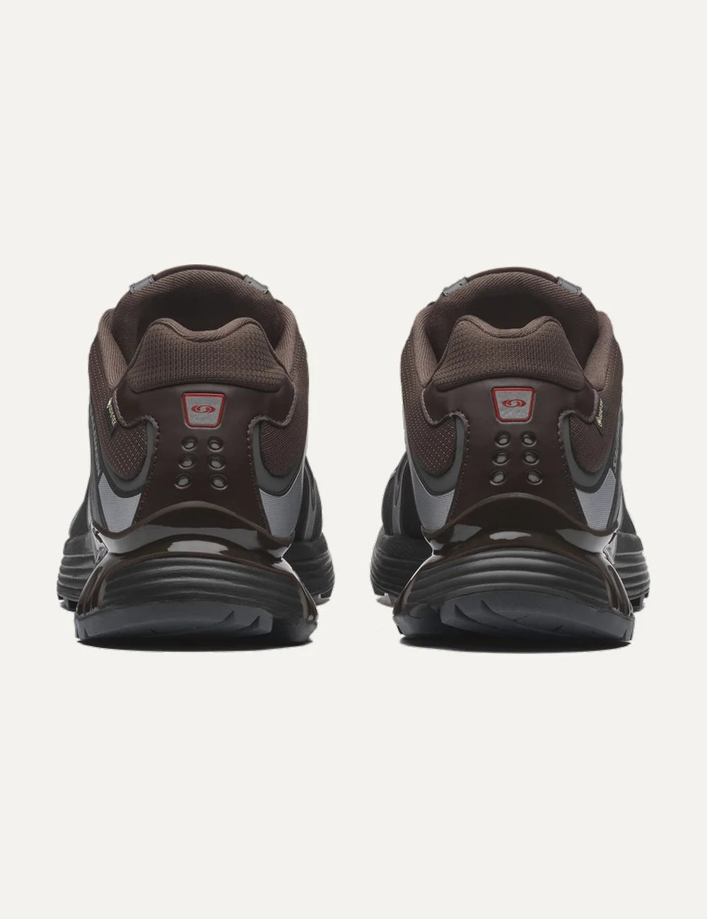 Salomon men XT-Whisper Gore-Tex black and dark brown sneakers with silver details back view