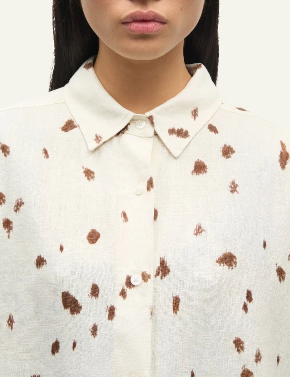 Samsoe Samsoe Saloves poukamiso linen stray dott beige front detail