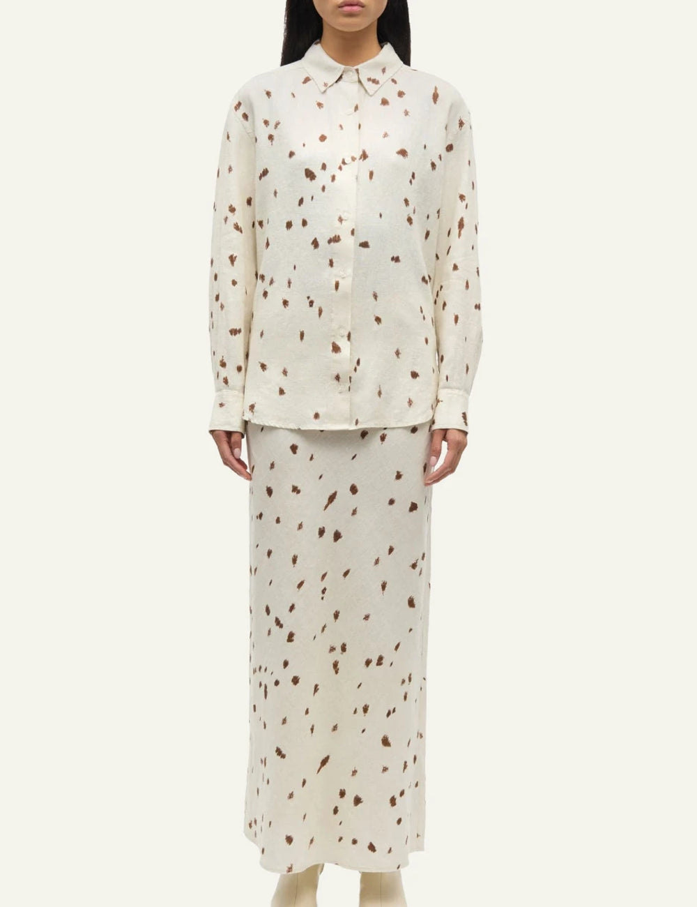 Samsoe Samsoe Saloves poukamiso linen stray dott beige front full body