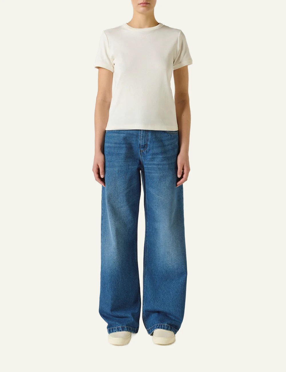 Soeur Aristide t-shirt white cotton slim fit front full body