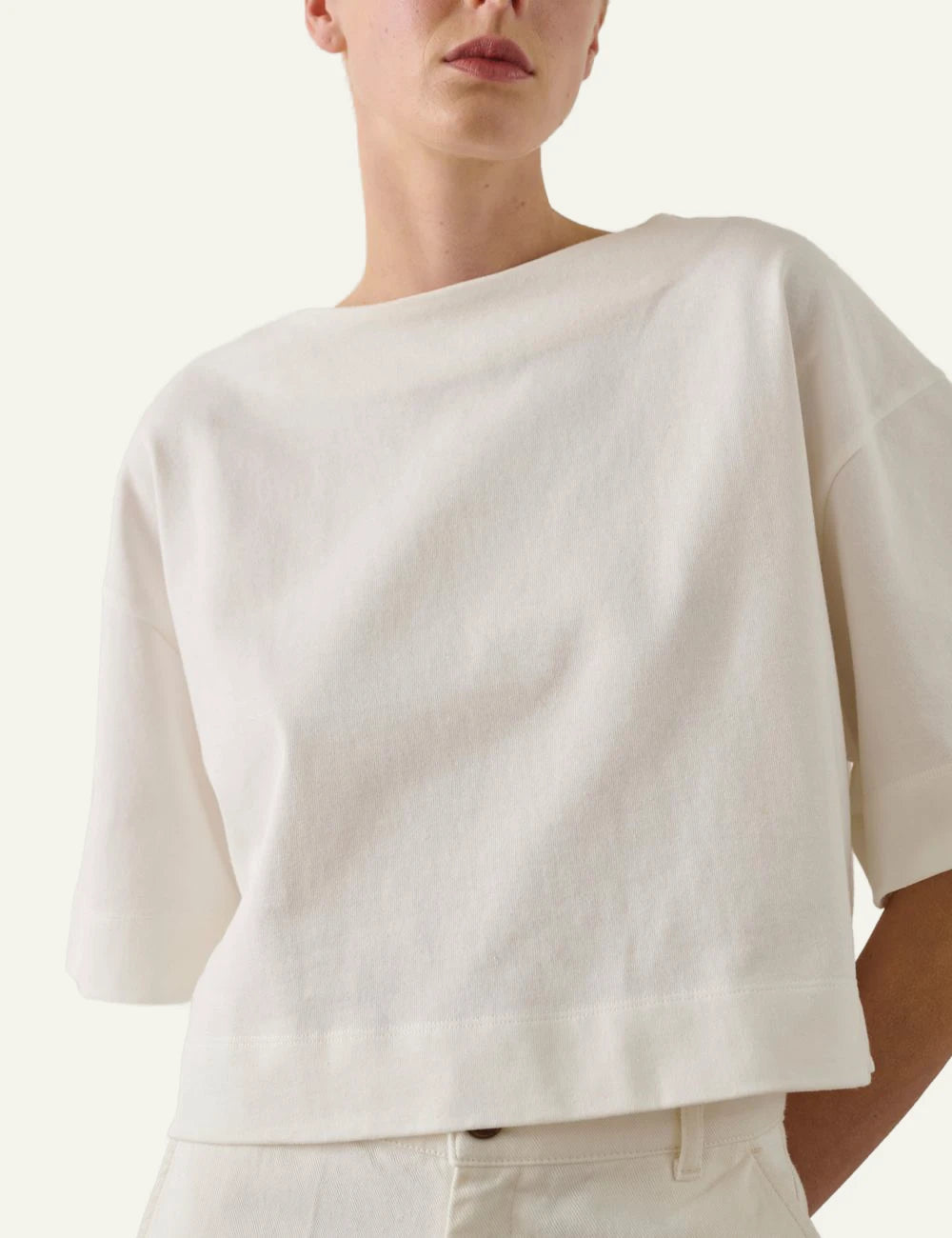 Soeur Davina oversized cropped t shirt organic cotton white front model