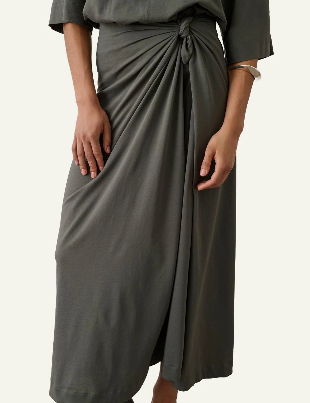 Soeur Goa skirt brown wrap long jersey tie waist front model