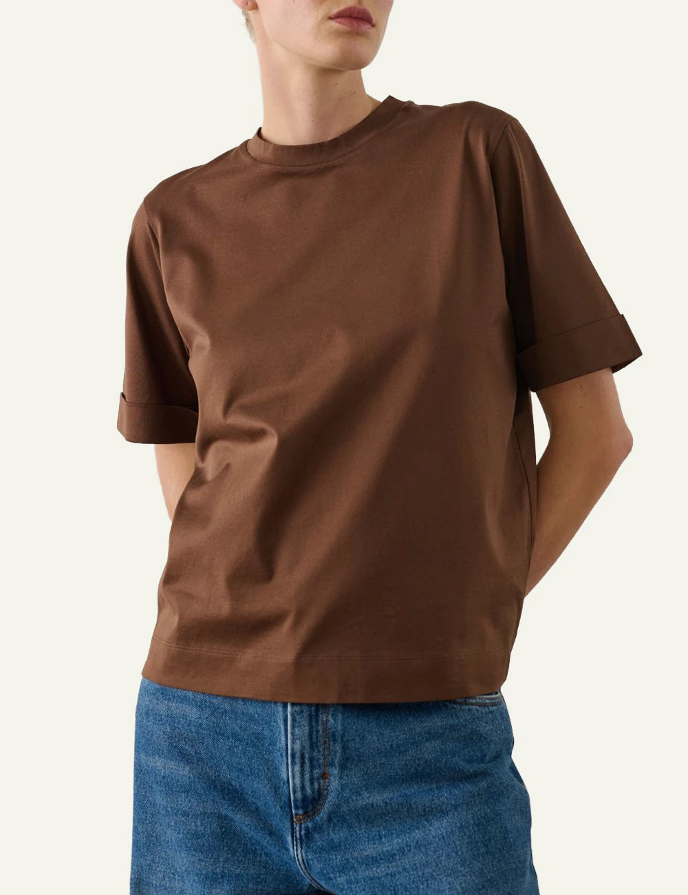 Soeur t shirt mercerised cotton brown short sleeves front model