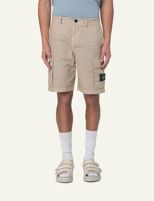 Stone Island shorts beige front look