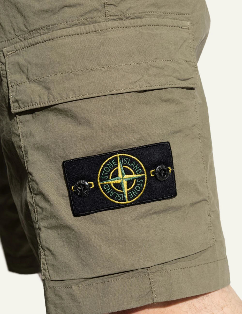 Stone Island shorts green logo look