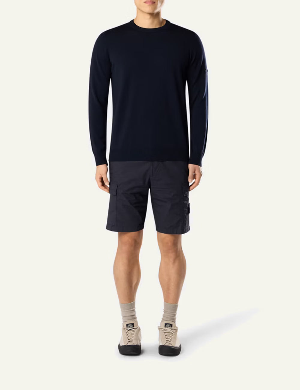 Stone Island stretch cotton tela paracadute cargo pants navy blue with badge front full body view