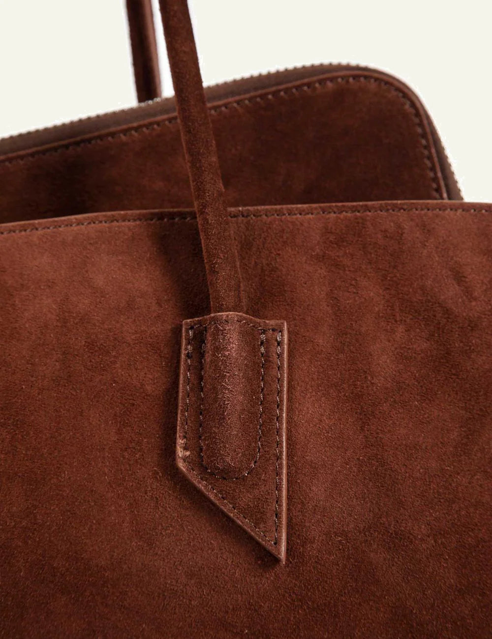 The Attico La Passeggiata M bag light chocolate suede detail view