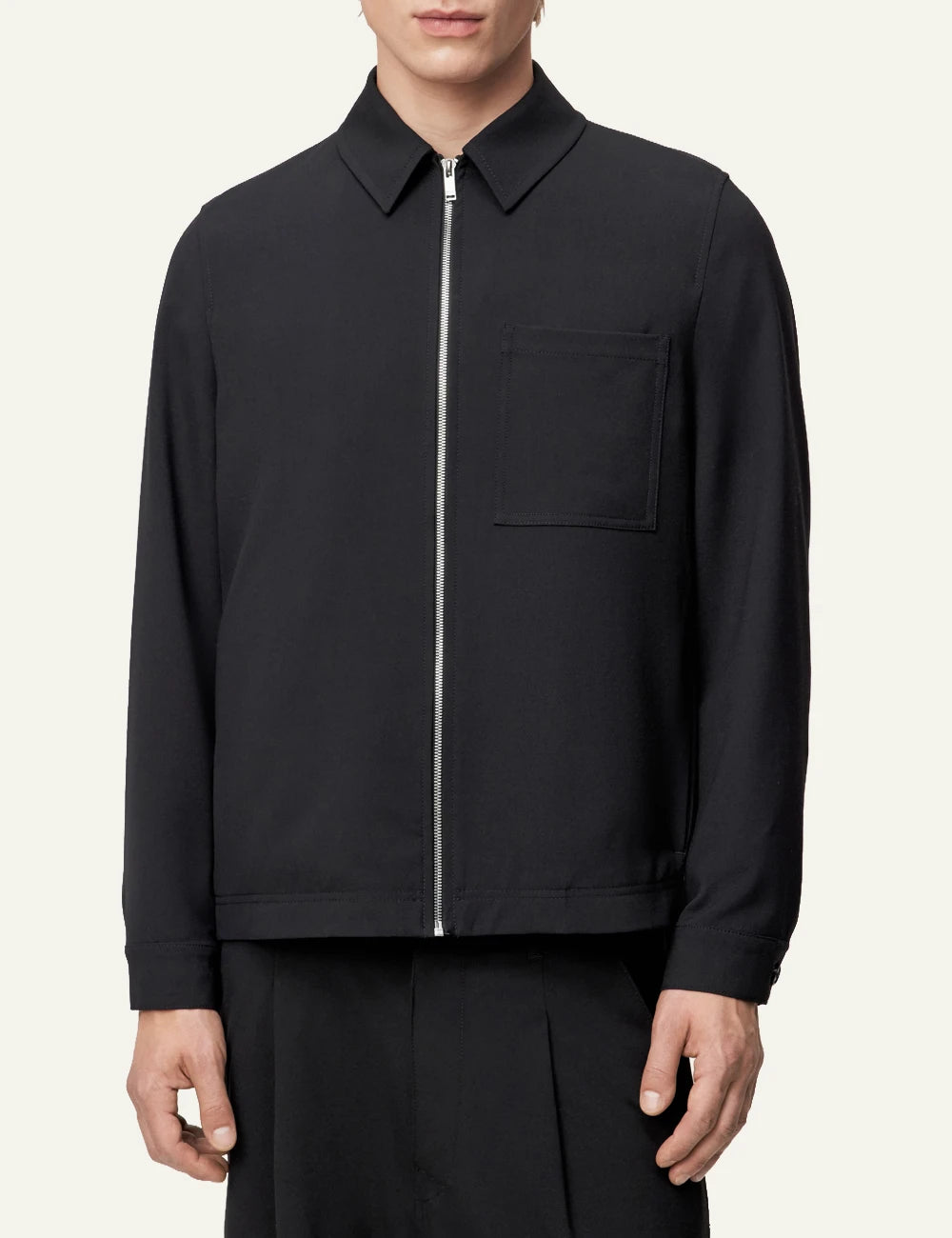 Men's DRYKORN Jerson Jacket in black twill with zip fastening and chest pocket model