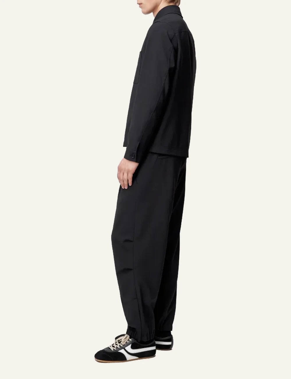 Men's DRYKORN Jerson Jacket in black twill with zip fastening and chest pocket side