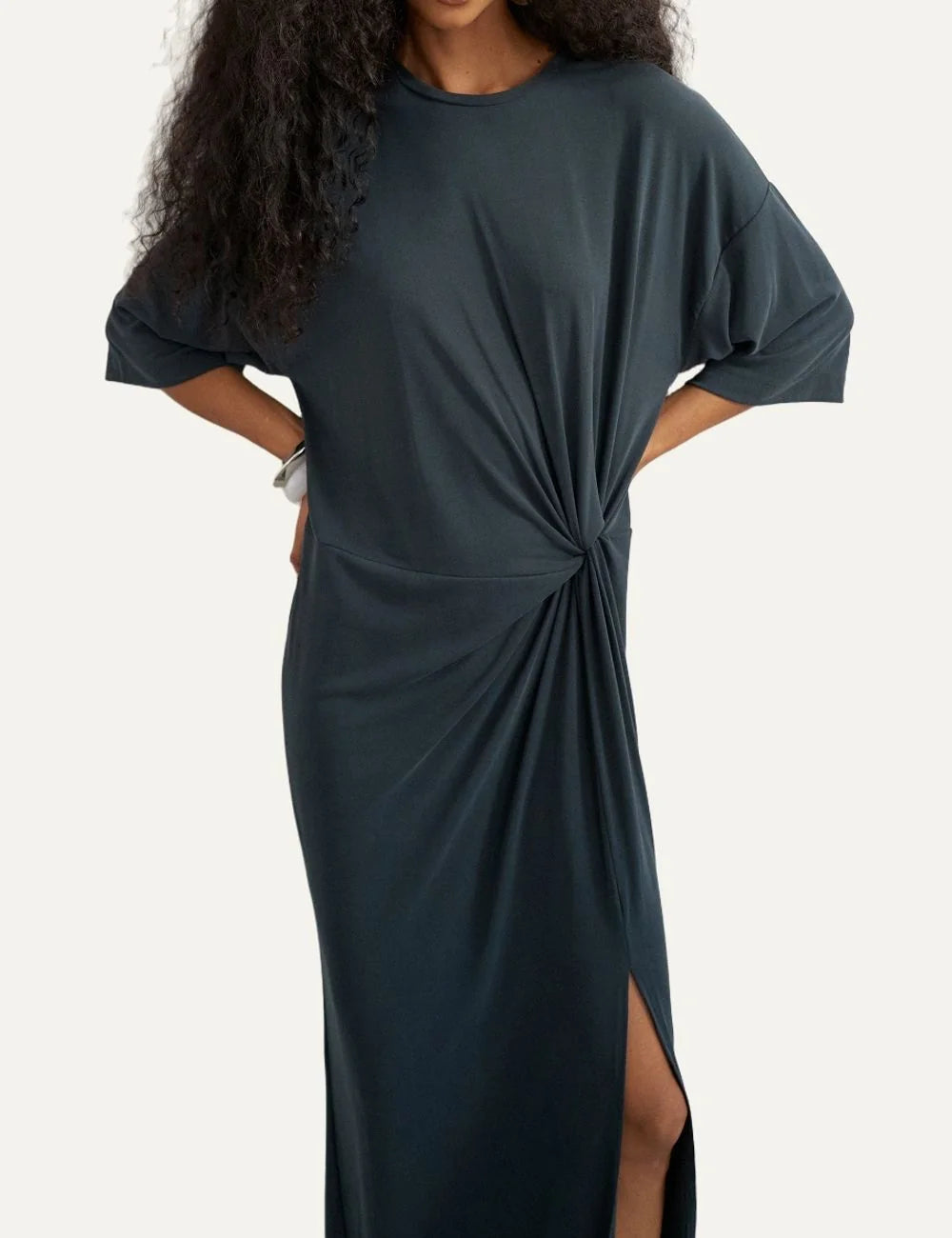 Topshop women's dark grey maxi dress with round neck, short wide sleeves, gathered waist and front slit model