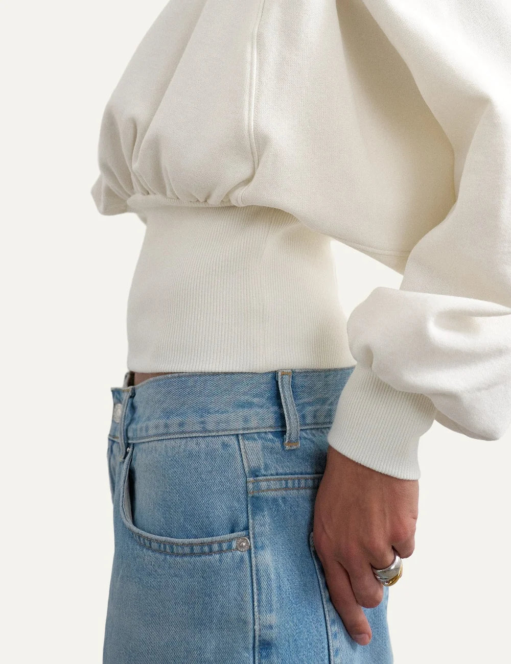 Topshop women's ecru cropped sweatshirt with crew neck, long raglan sleeves and wide ribbed cinched waist side