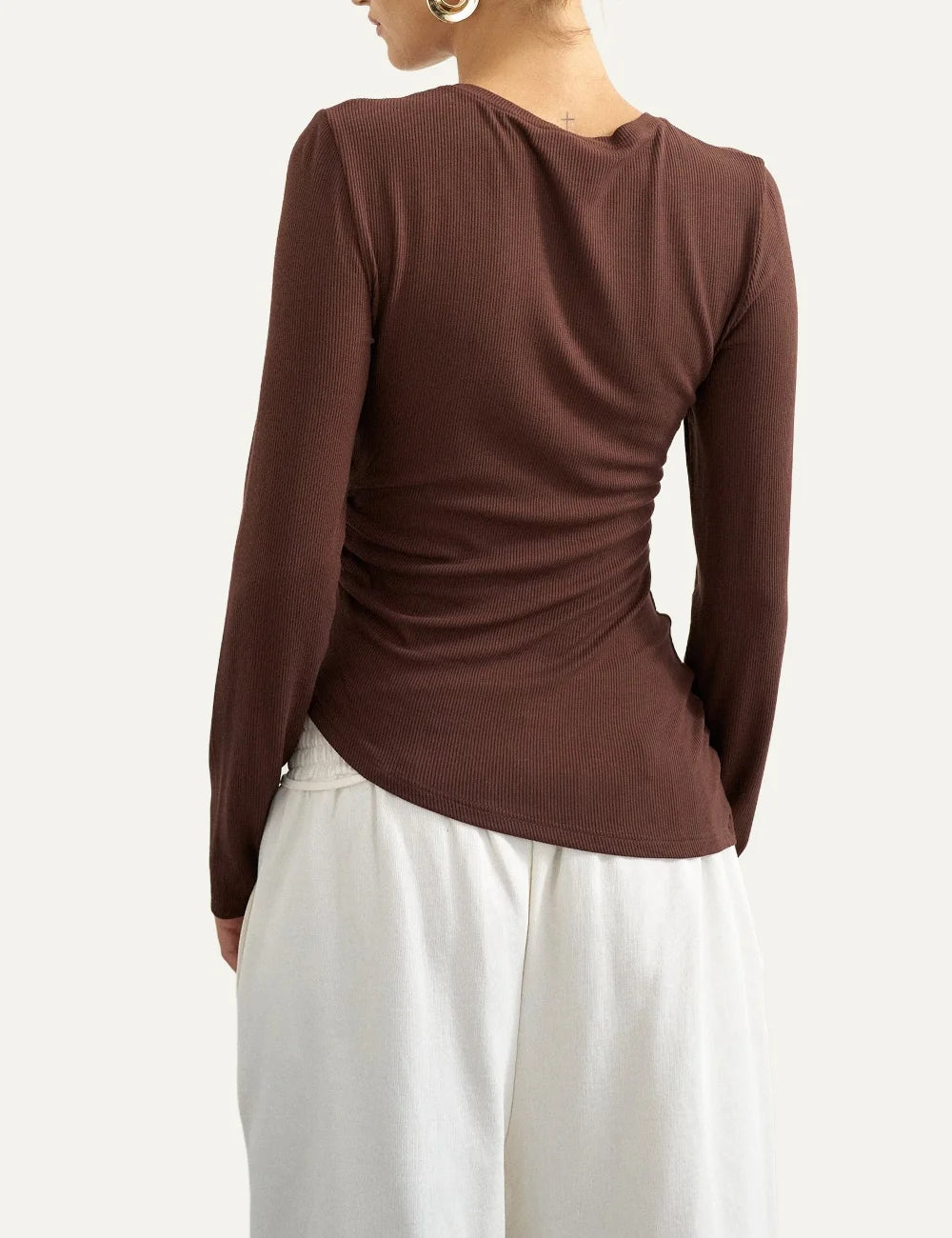 Topshop women's brown ribbed long-sleeve top with crew neck, side ruching and asymmetric hem back
