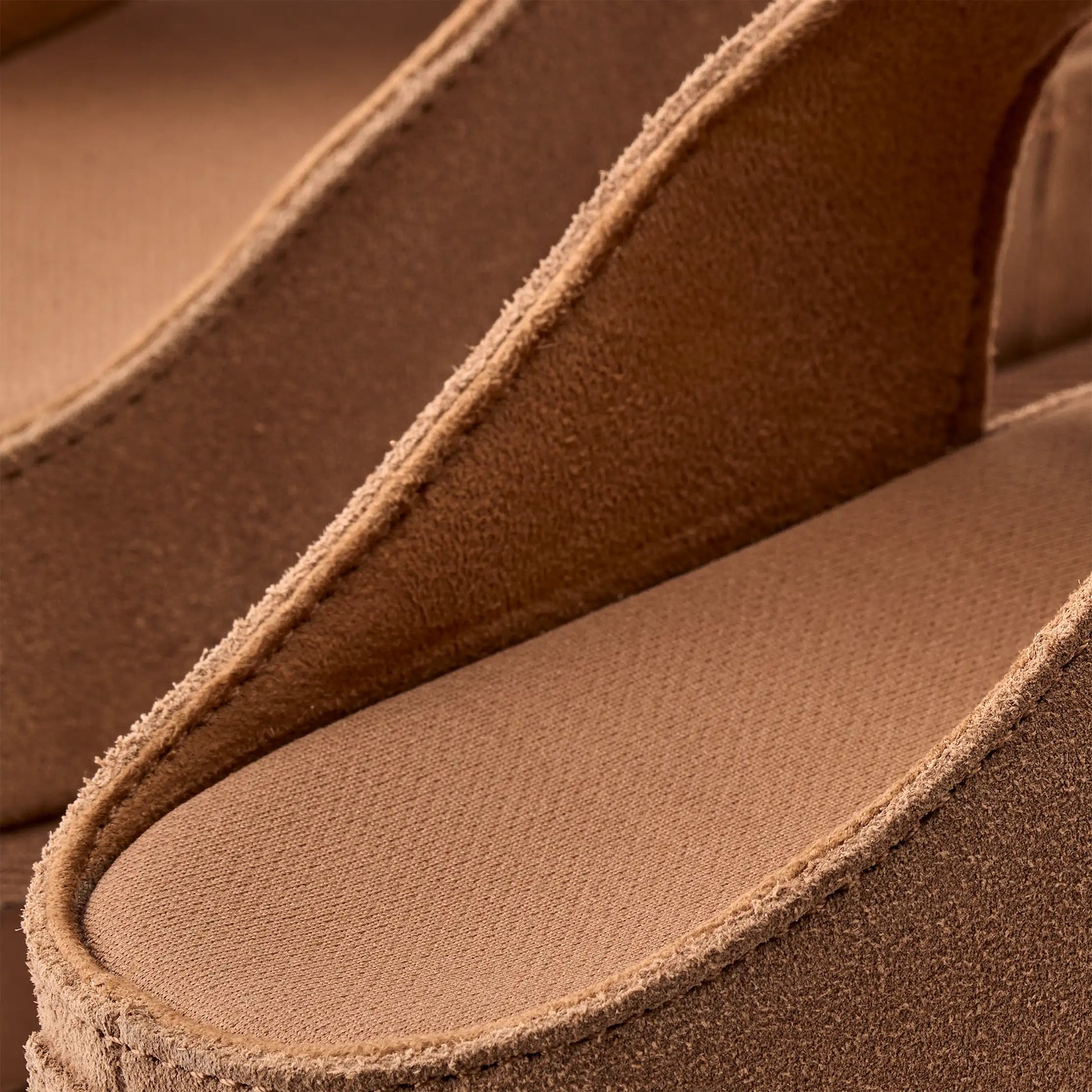 ugg suede slide sandal chestnut platform detail view