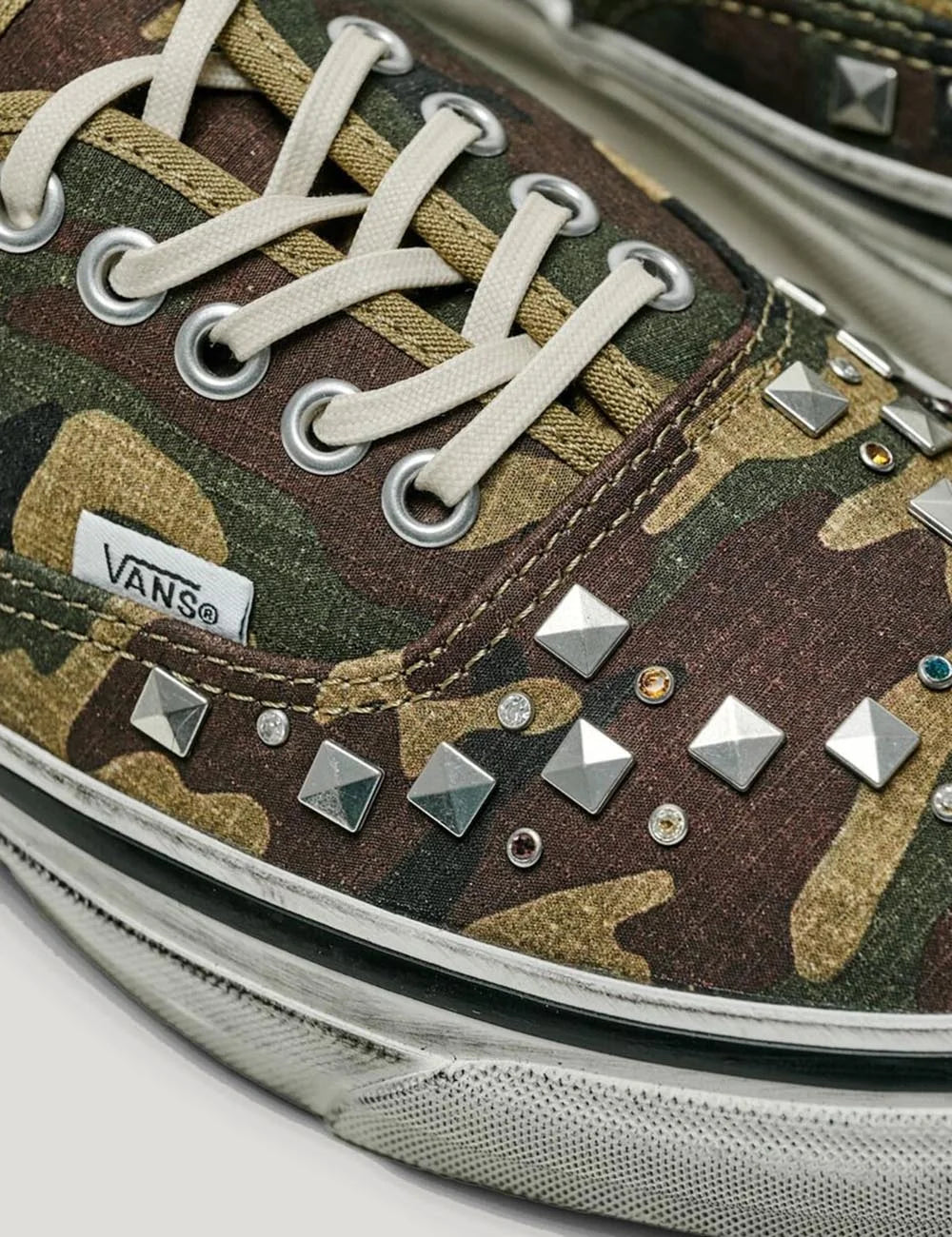 Vans Women’s Multicolor Camouflage Ripstop Studded Sneakers detail